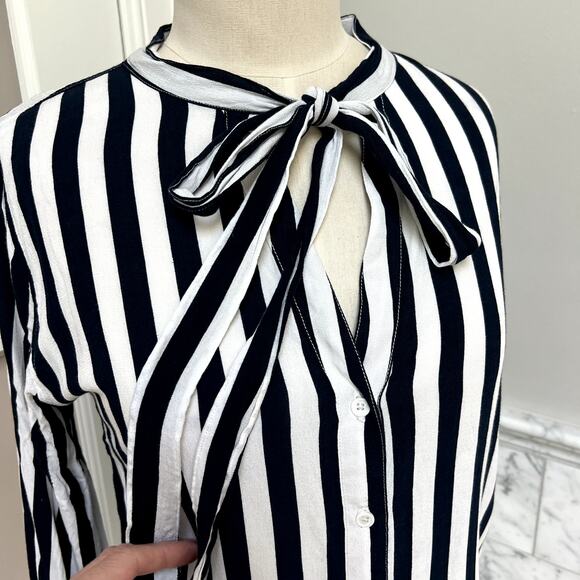 Rails Colette Blue White Block Stripe tie-Neck Sailor Nautical Blouse Small - Picture 2 of 4